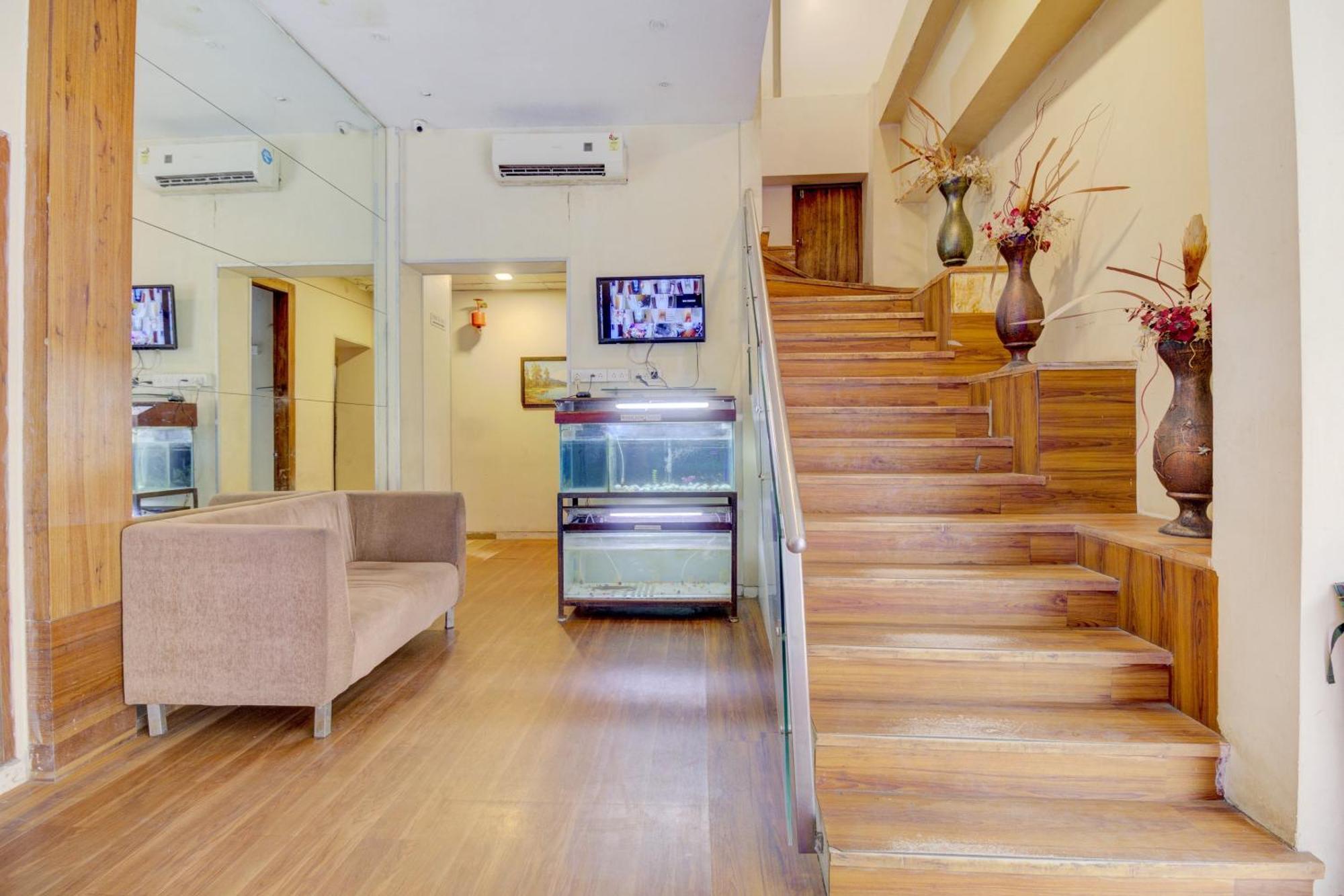 Hotel O Address Inn Mumbai Exterior foto